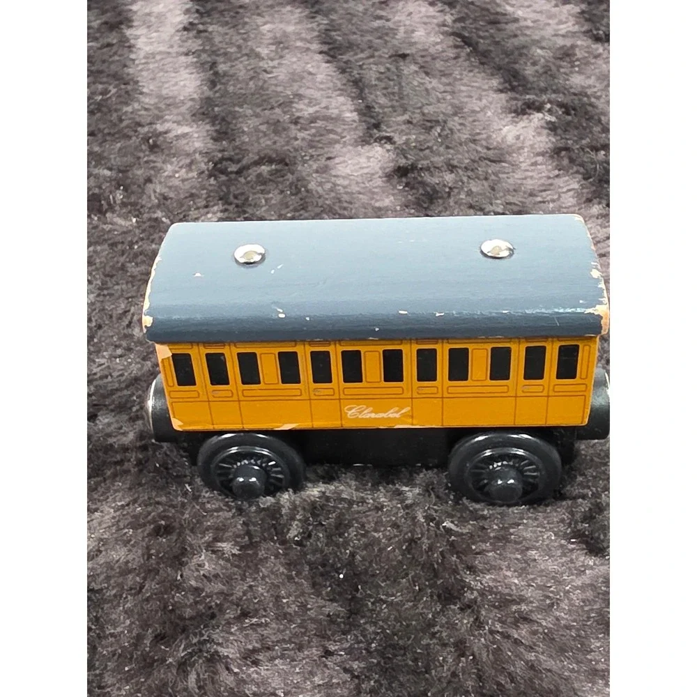 Thomas & Friends Clarabel Wooden Railway Coach Car Train 2313RSS Learning Curve
